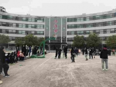 http://www.s21289.cn/school-196/document-id-391.html